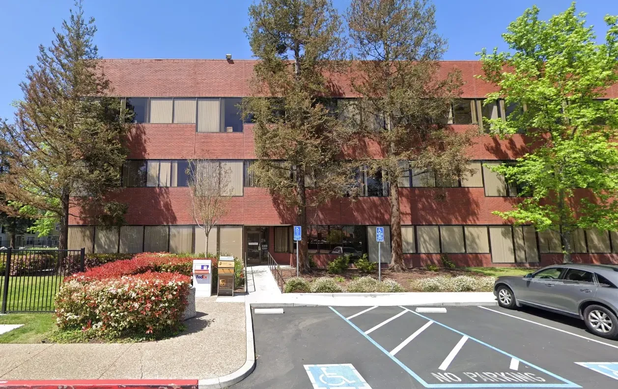 Amerikaya 90 milyon dollar atan azərbaycanlı... - Amerikanın məşhur nəşrinin yazdığı şəxs kimdir?