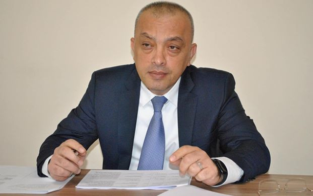 VASİF TALIBOVLA QALMAQALLARDA ADI HALLANAN BİZNESMEN ADSEA-ya NECƏ YOL TAPDI? - Xəzər TV-nin süjeti və... + VİDEO