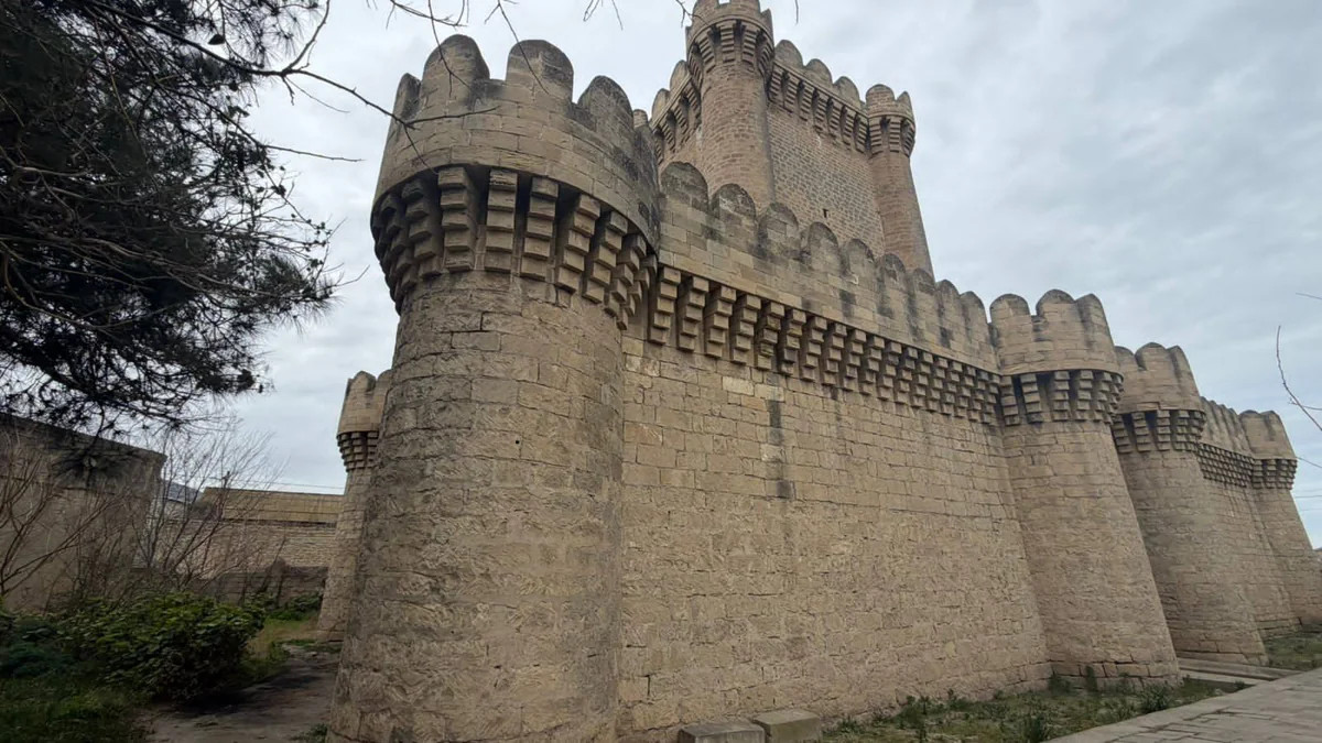 Böyük Mərdəkan qəsrində çökmə: əraziyə giriş məhdudlaşdırıldı