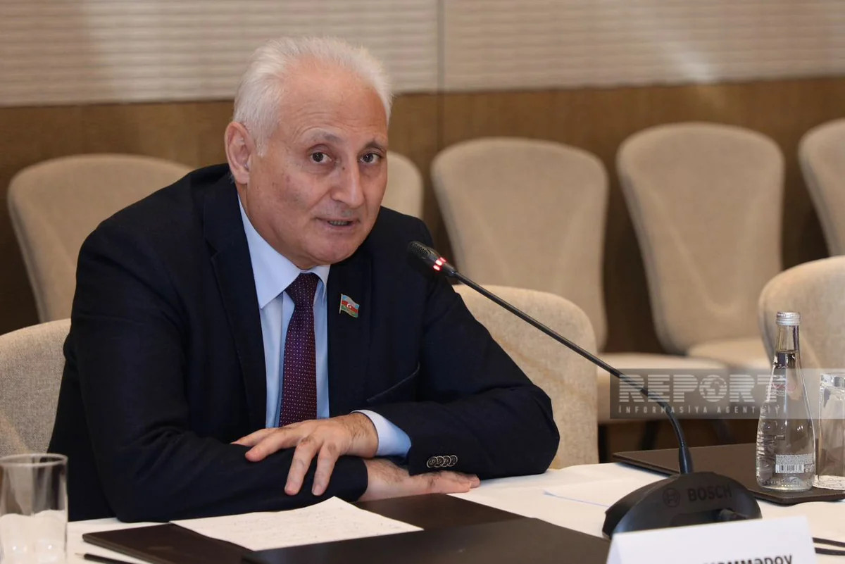 Deputata \"Şöhrət\" ordeni verildi - Sərəncam