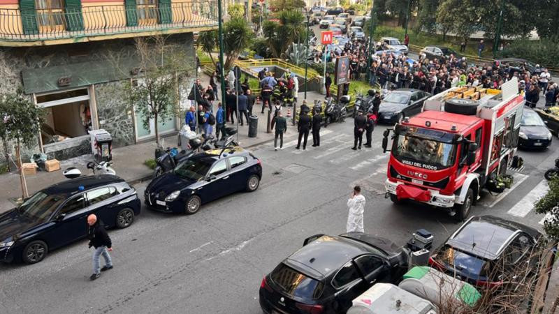 İtaliyada film kimi bank soyğunu: 25 nəfər girov götürüldü və...
