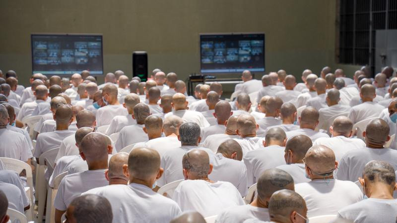 Dünyada analoqu olmayan məhkəmə prosesi: 400 məhkum eyni anda iclasa çıxarıldı – 47 min cinayətdə ittiham olunurlar