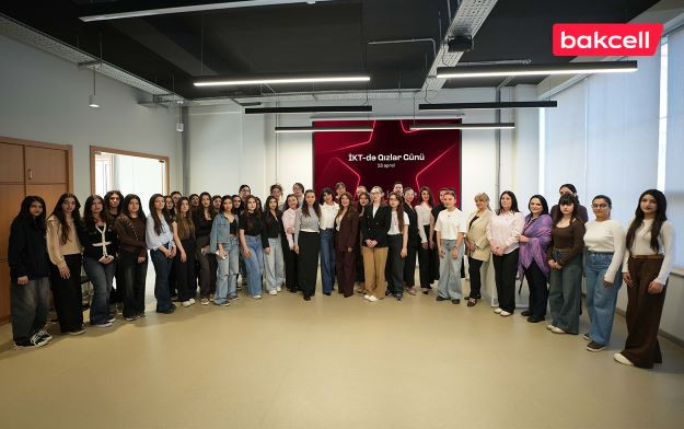 “Bakcell” gənc qızların İKT sahəsində təhsilinə dəstək verir - FOTOLAR
