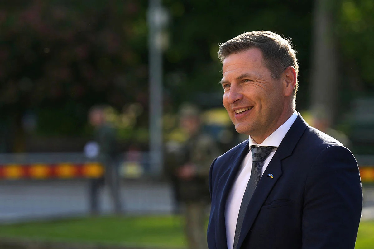 Pevkur: Tərəfdaşlar Ukraynaya dəstəyi davam etdirməlidirlər