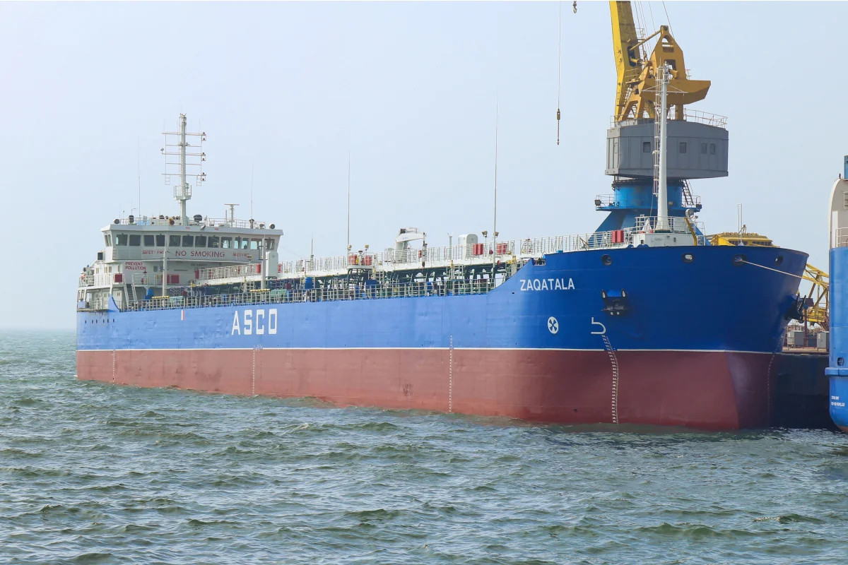 Azərbaycana məxsus 5 gəmi Avropa İttifaqının sanksiya siyahısından çıxarılıb