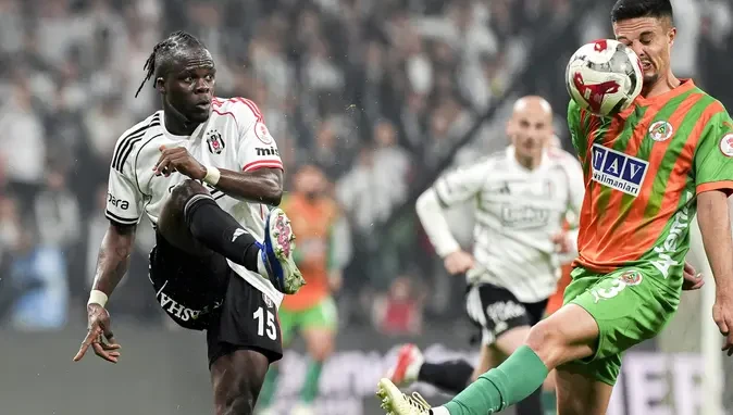 Junior Olaitan: \"Çempion olmaq istəyirik\"