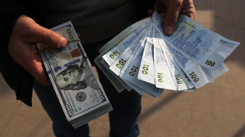 İranın milli pulu “yerlə sürünür” – Dollar elə səviyyəyə qalxdı ki…&nbsp;&nbsp;