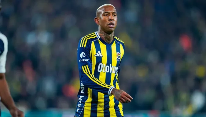 \"Fənərbaxça\"nın braziliyalı futbolçusu: \"Heç nədən və heç kimdən qaçmıram”