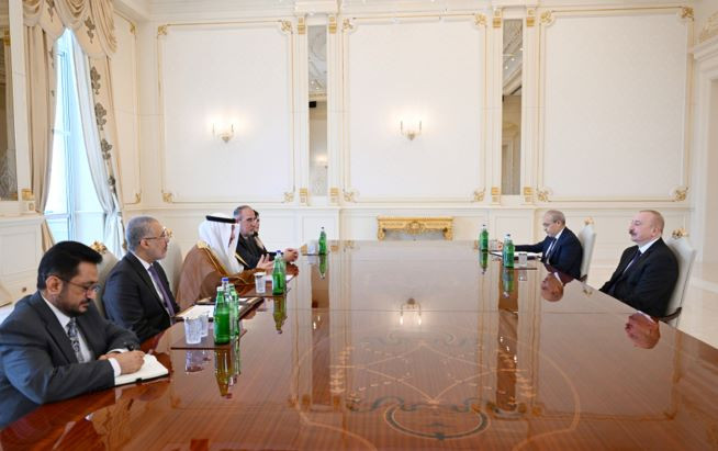 Prezident İlham Əliyev İslam İnkişaf Bankı Qrupunun sədrini qəbul edib
