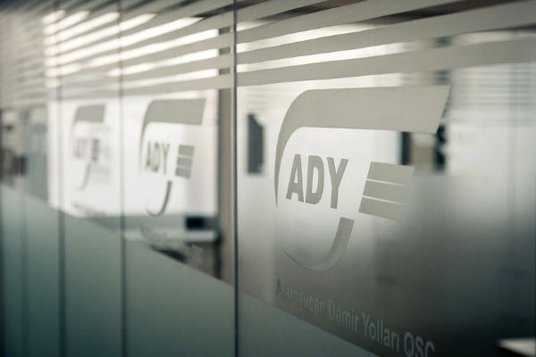 Rusiyadan Ermənistana alüminium və taxıl göndərilib - Azərbaycandan keçməklə 