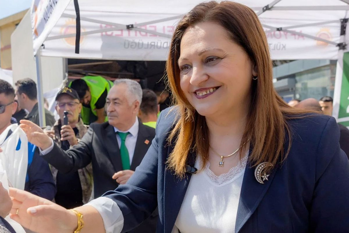 Bələdiyyə sədrinin Ərdoğanın lideri olduğu AK Partiyaya keçəcəyi tarix bəlli oldu