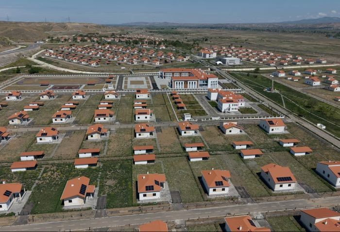 Cəbrayıla növbəti köç olub