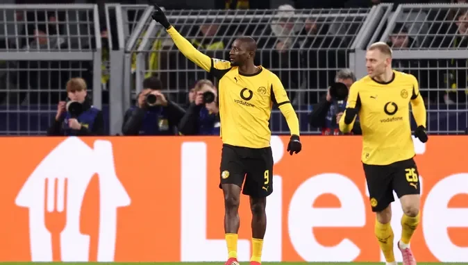 \"Fənərbağça\" \"Borussiya Dortmund\"un 32 yaşlı futbiolçunu istəyir
