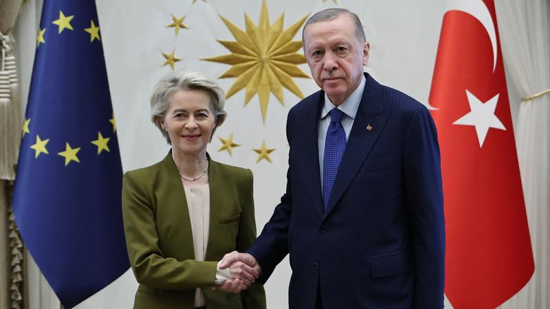 Avropa Komissiyasının sədri Ərdoğanla müzakirə apardı  