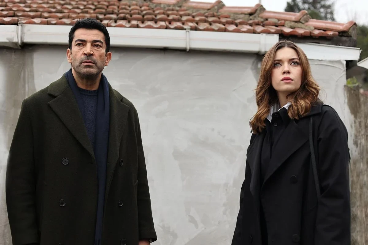 51 yaşlı Kenan İmirzalıoğlunun 28 yaşlı sevgilisi serialdan ayrılır – “A.B.İ”də sürpriz dəyişiklik  