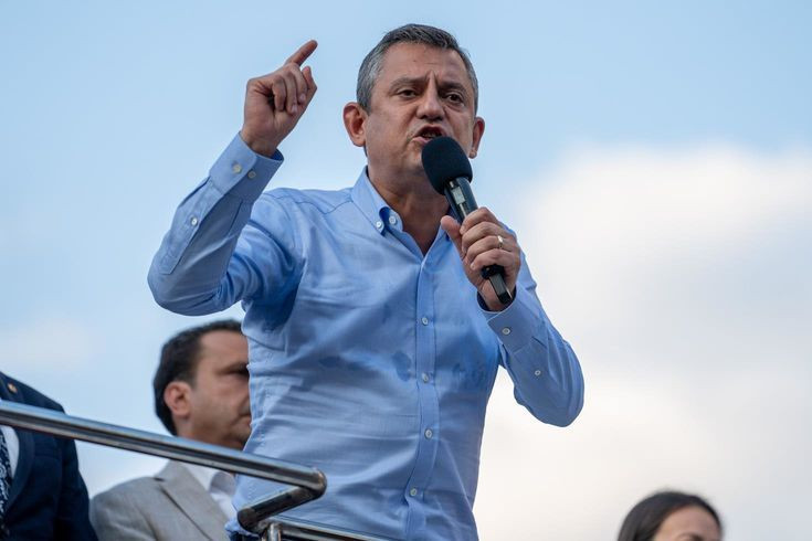 SİYASİ GƏRGİNLİK ARTIR: Özgür Özəl xalqı etiraza çağırdı – “Günahımız AKP-ni yenməkdir” + VİDEO&nbsp;&nbsp;