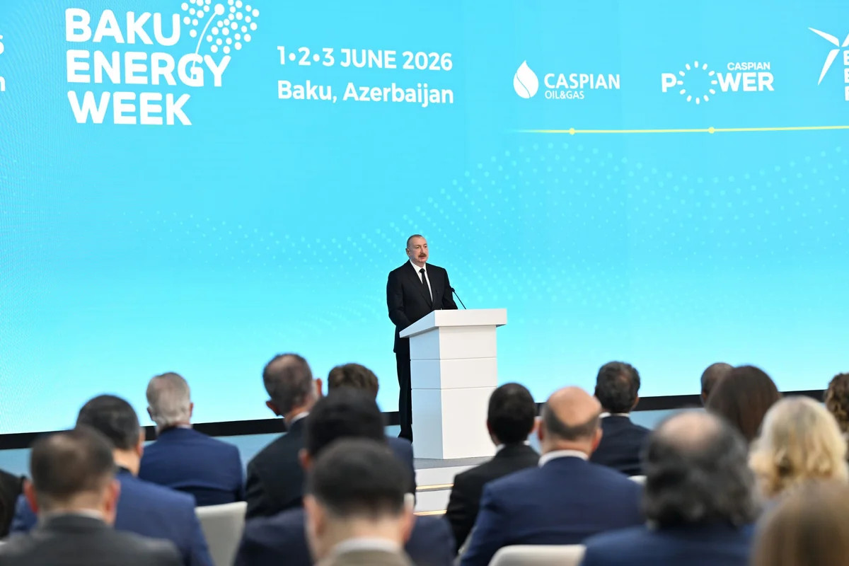 Prezident İlham Əliyev Bakı Enerji Həftəsində - FOTOLAR