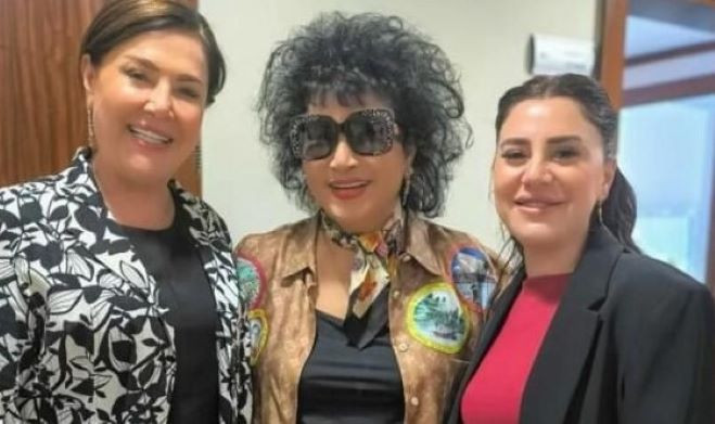 Zeynəb Xanlarovanın yeni görüntüsü maraqla qarşılanıb - FOTO