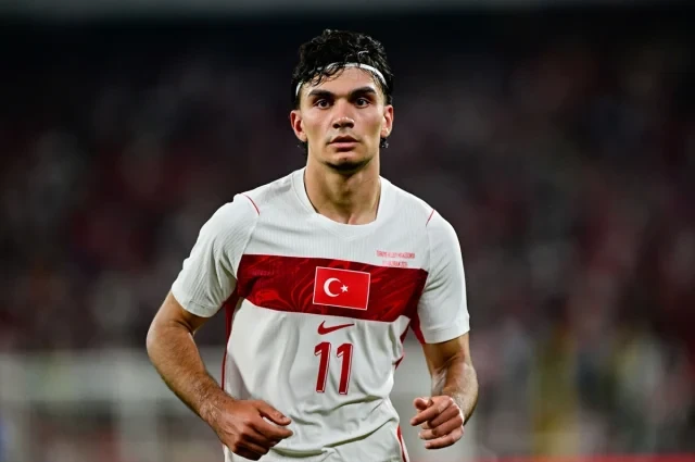 “Qalatasaray” 60 milyon avroluq oyunçunu yarı qiymətə almaq istəyir  