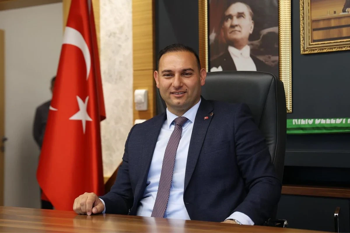 Daha bir bələdiyyə sədri CHP-dən istefa verdi&nbsp;&nbsp;