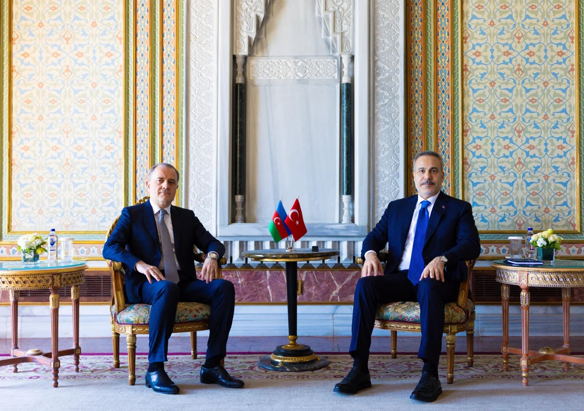 Ceyhun Bayramov Hakan Fidanla müzakirə aparıb&nbsp;- İstanbulda