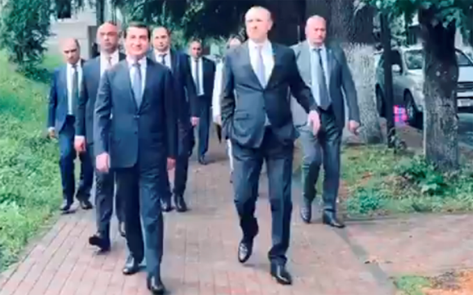 Azərbaycan Prezidentinin köməkçisi Dilicanda - VİDEO