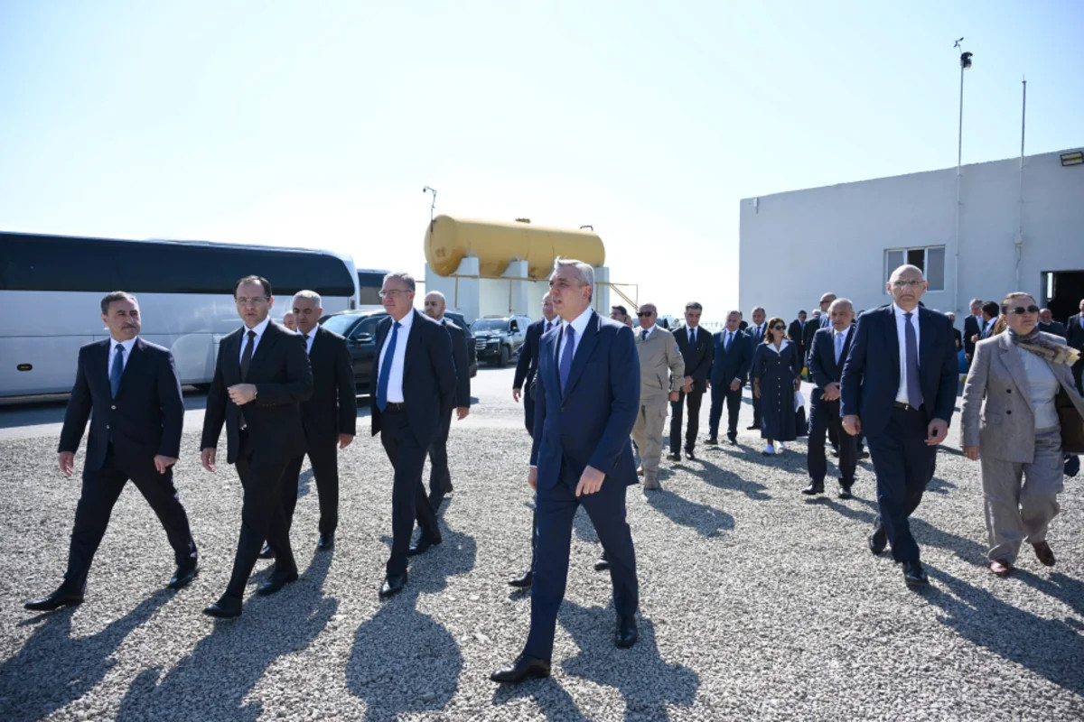 Prezidentin köməkçiləri, PA rəhbəri və nazirlər Qarabağda - FOTOLAR