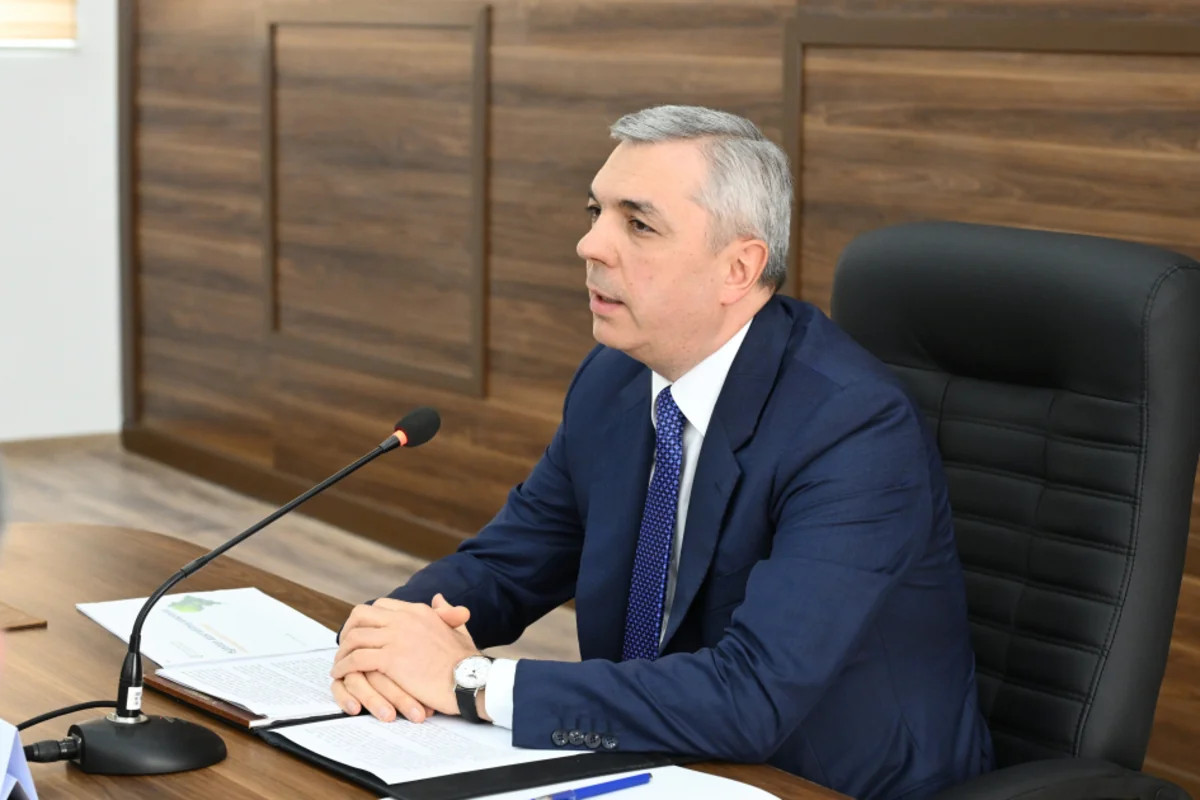 PA rəhbəri yüksək vəzifəliləri topladı - Qərargahın iclası oldu