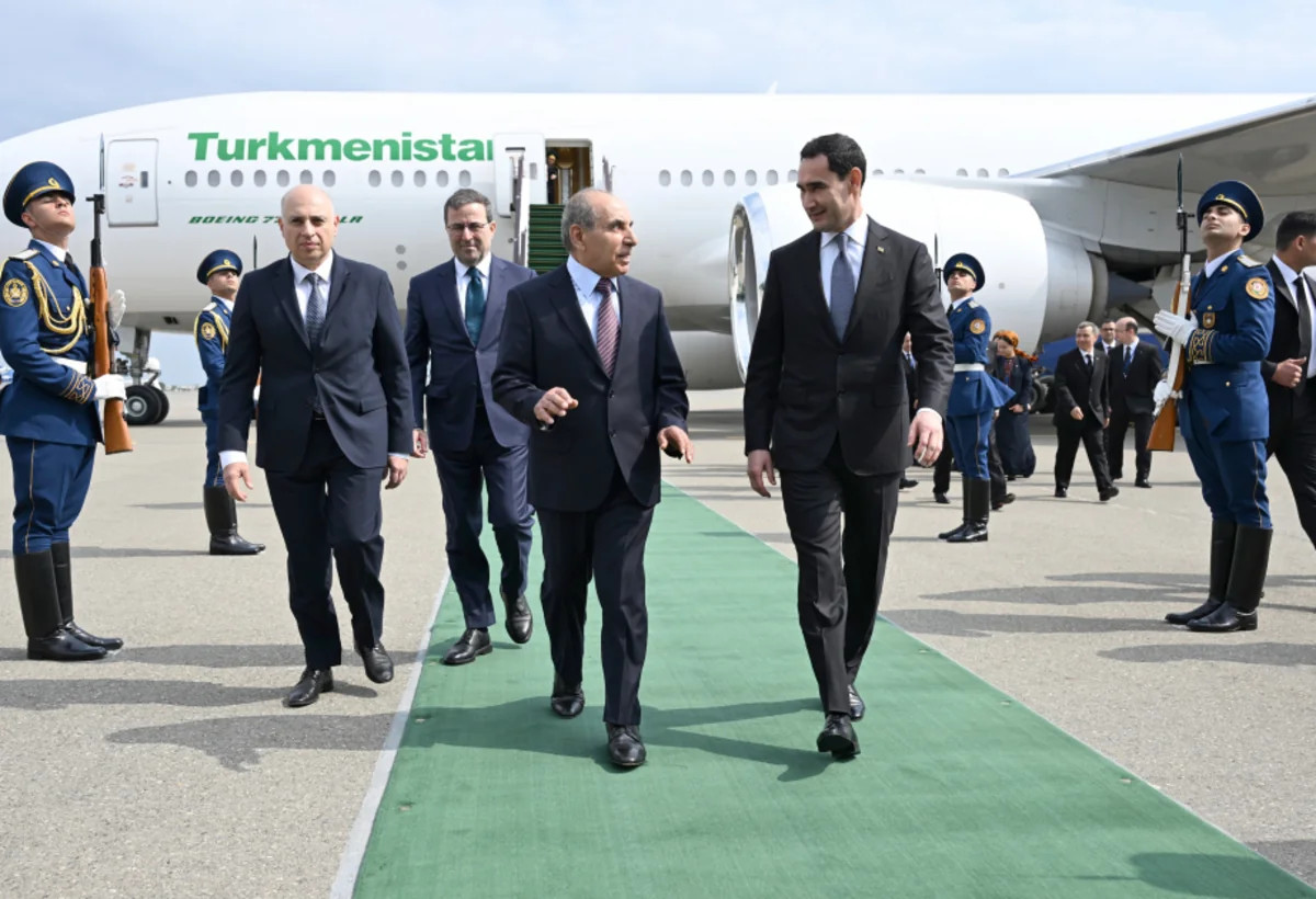 Türkmənistan Prezidenti Azərbaycana səfərə gəlib