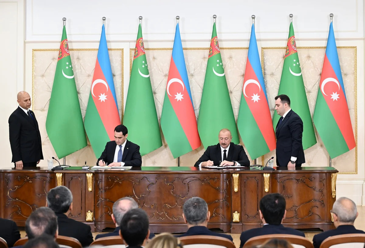 Azərbaycan və Türkmənistan arasında yeni sənədlər imzalandı, birgə bəyanat verildi&nbsp;- FOTOLAR
