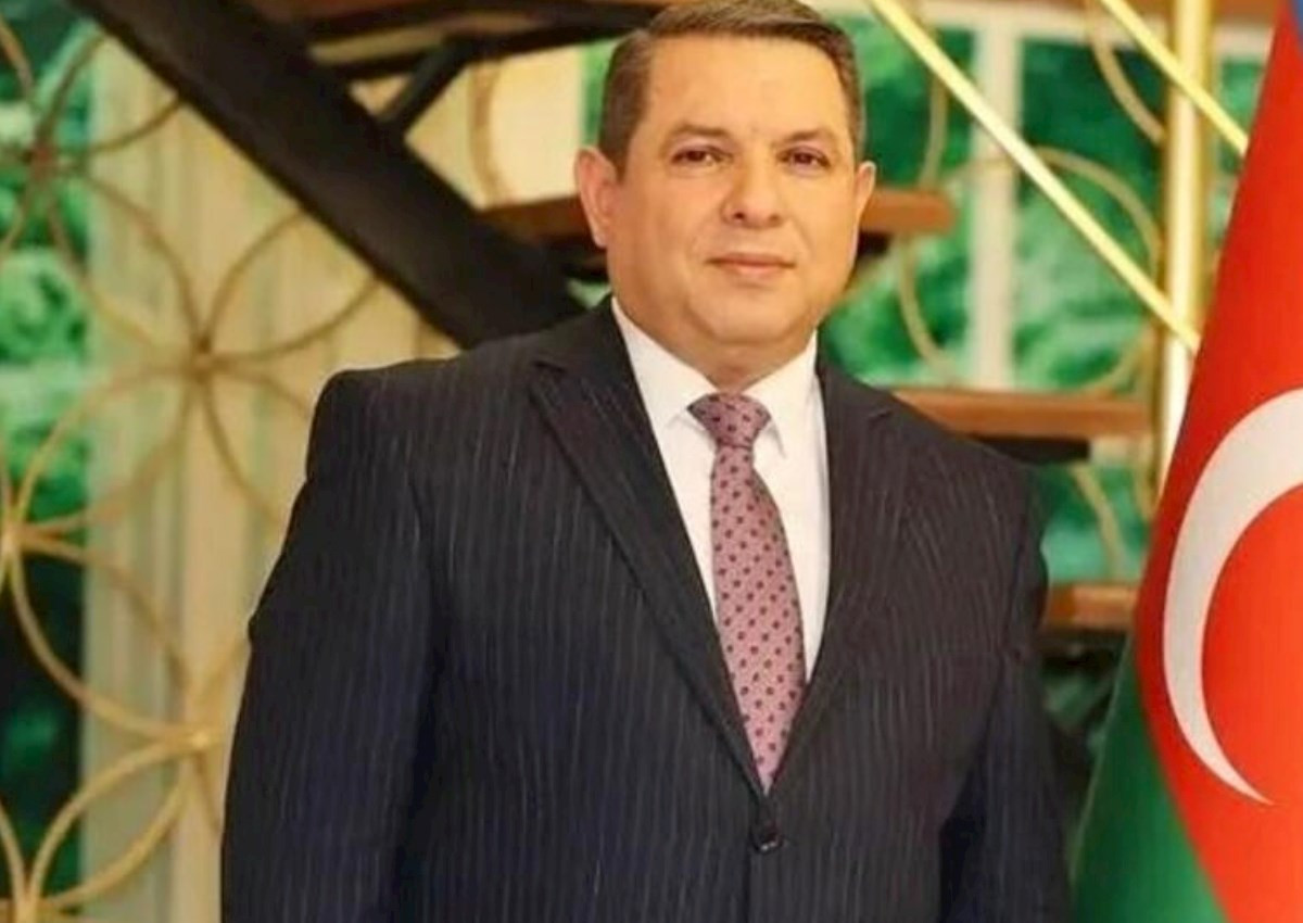 \"Anama minnətdaram ki, məni və 3 bacımı böyütdü\" - \"Sənət həyatımda isə ustadım Mənsum İbrahimova borcluyam\"