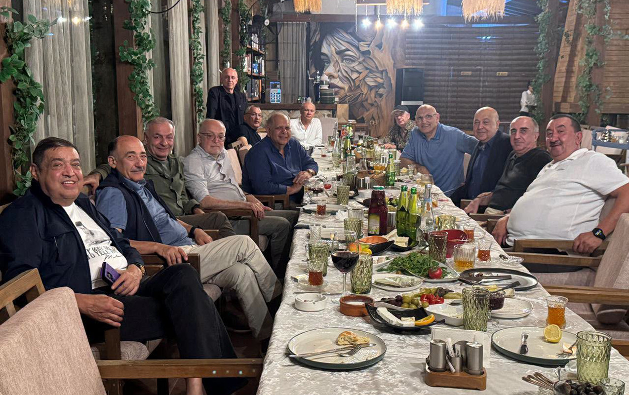 Sabiq nazirdən müzakirəyə səbəb verən görüş haqda maraqlı açıqlama: “Görüşdükdə “nemetskiy şot” olur\"