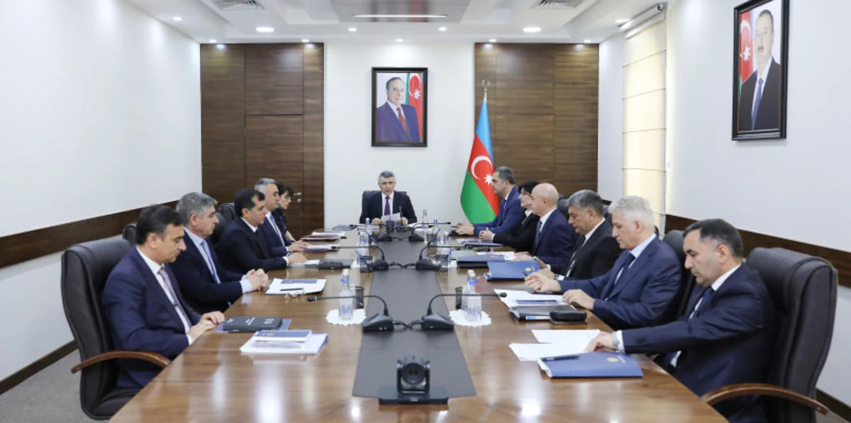 İnam Kərimov Məhkəmə-Hüquq Şurasının üzvlərini topladı: nələr müzakirə olunub?
