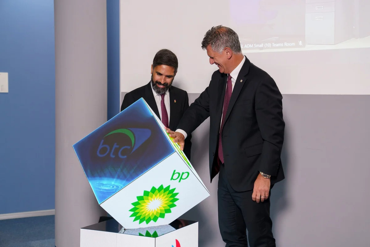 BTC boru kəmərinin operatorluğu SOCAR-a təhvil verilib - AÇIQLAMA + FOTO