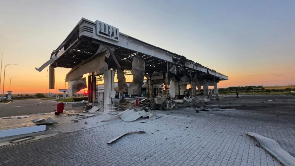 SOCAR-ın Ukraynada \"zapravka\"sı vuruldu - Rusiya tərəfindən + FOTOLAR