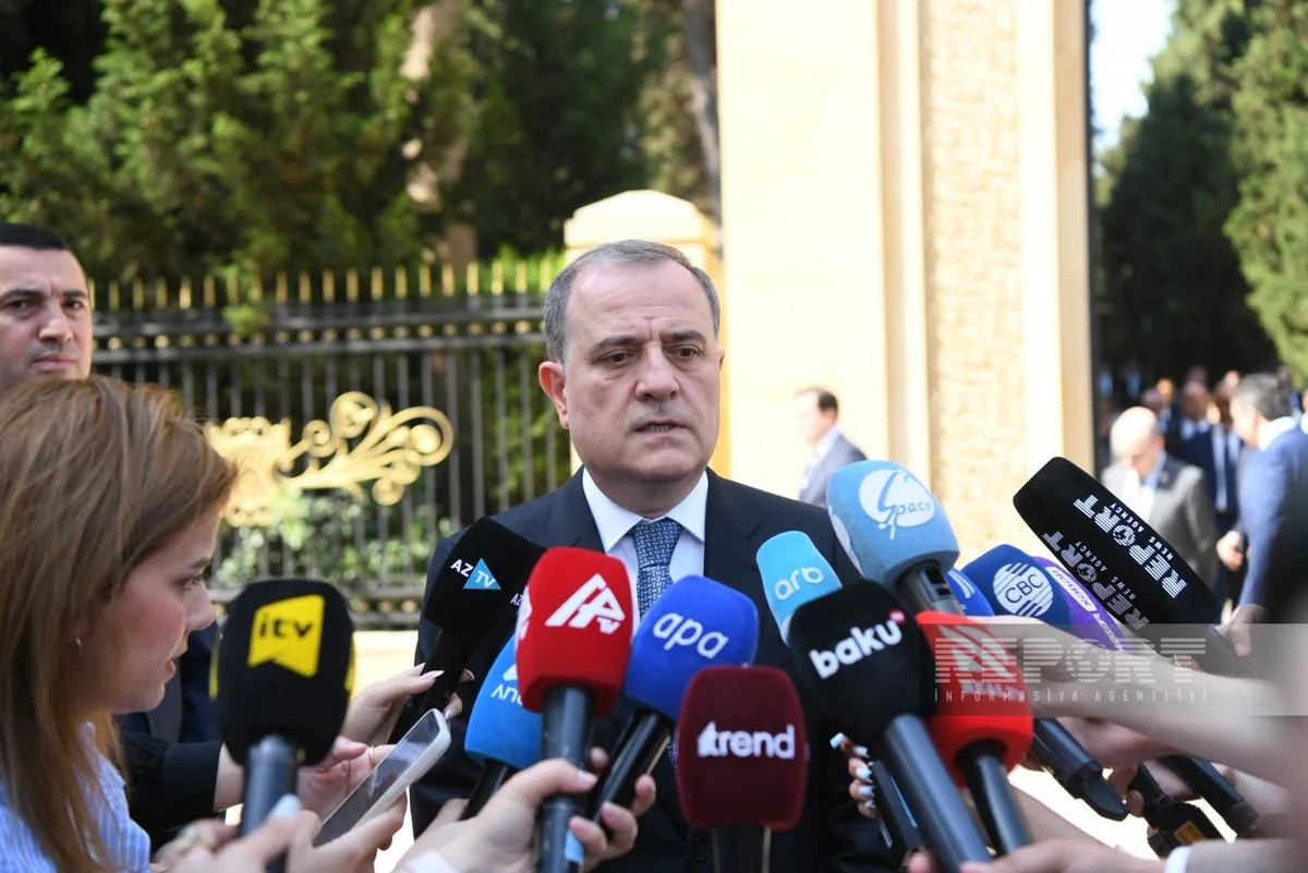 \"Ermənistanla sərhədlərin delimitasiyası işində müsbət proseslər var\" - \"Zəngəzur dəhlizinin Ermənistandan keçən hissəsində&nbsp; işlər gedir\"