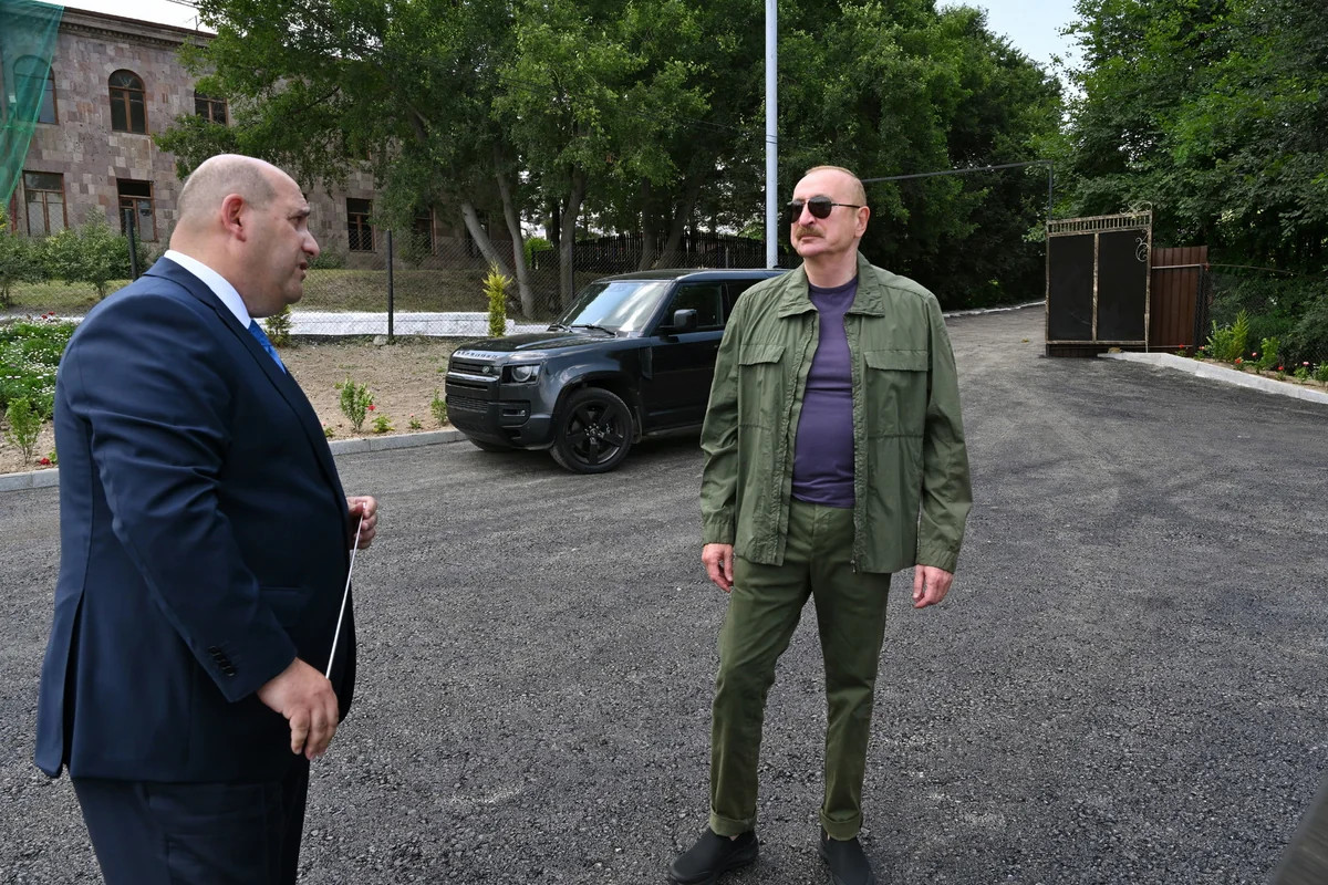 \"Burada iş şəraiti gözəldir, yaşamaq üçün gözəl şərait var\"&nbsp; - Prezident Xocavənddə + FOTOLAR