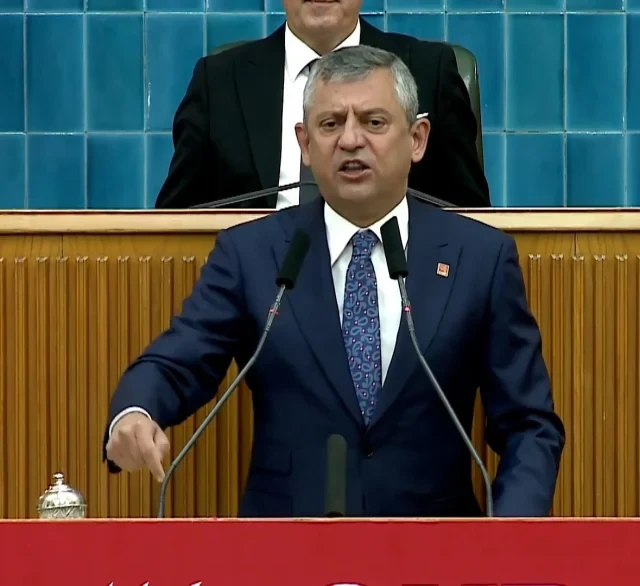 Özgür Özəl Kılıçdaroğluna meydan oxudu: “Gəl, açıq seçkiyə gedək, uduzsam, siyasətdən gedəcəyəm”&nbsp;&nbsp;