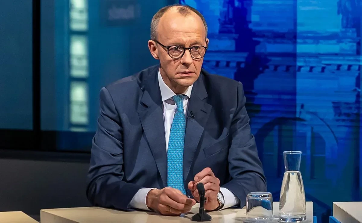 Kansler İlham Əliyevlə brifinqdə: \"Bakı və Berlin arasında münasibətlər dinamik şəkildə inkişaf edir\"