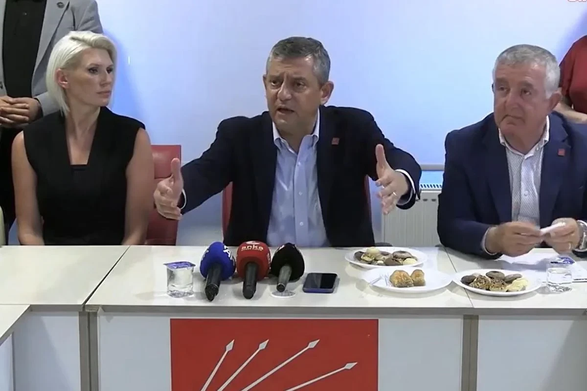 Özgür Özəl həbs təhlükəsi barədə suala belə cavab verdi  