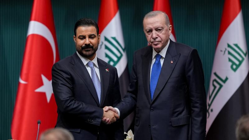 Türkiyə ilə İraq arasında beş müqavilə imzalanıb