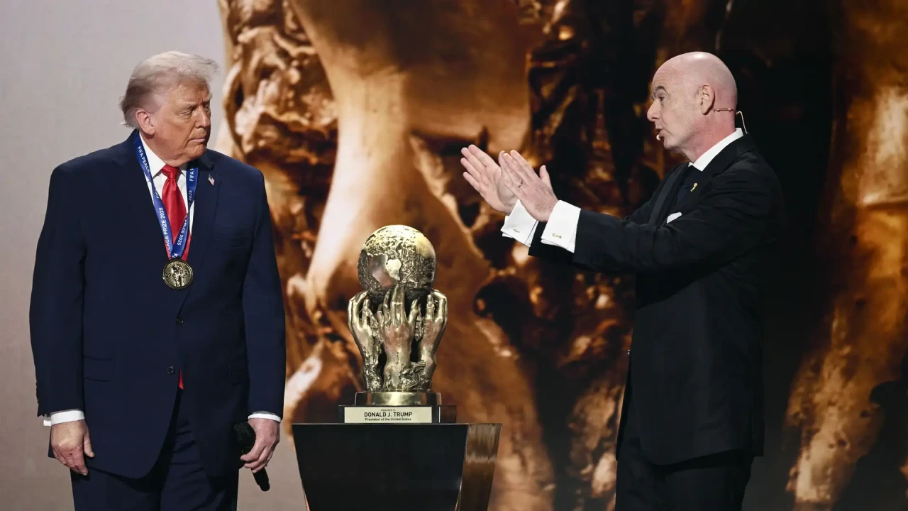 FIFA taxt-tacı uğrunda mübarizə şiddətlənir: Tramp İnfantinonu sona qədər qoruyacağına söz verib?