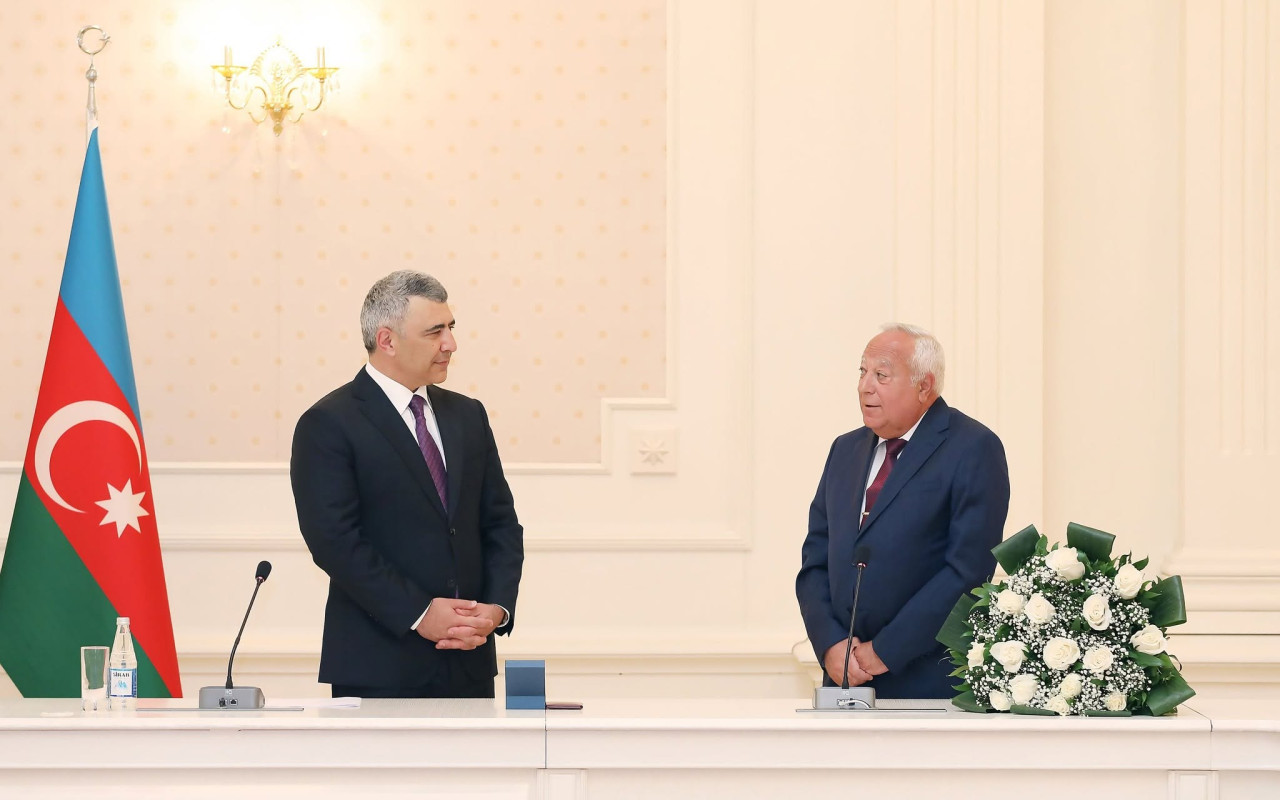 Ali Məhkəmənin hakimi təqaüdə göndərildi - FOTO