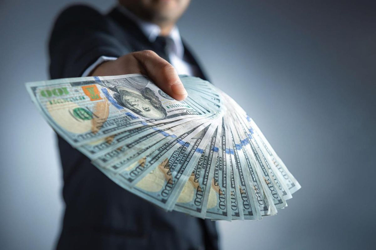 MÜHARİBƏNİN QAZANANI 8 NƏHƏNG ŞİRKƏT OLDU: dəqiqədə 700 min dollar!