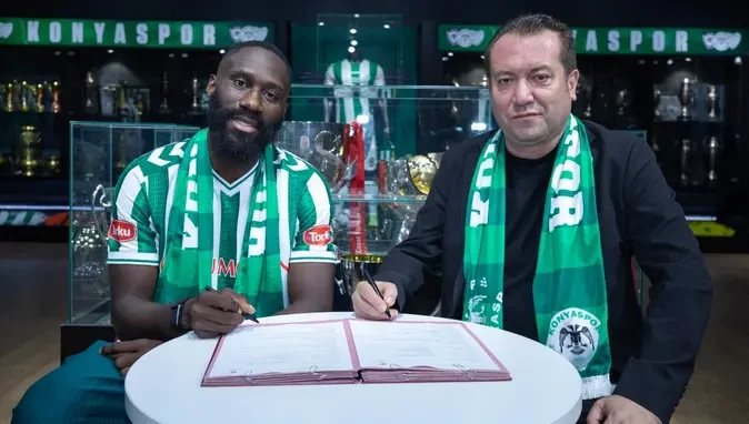 \"Konyaspor\" Artur Masuaku ilə 2 illik müqavilə imzaladı