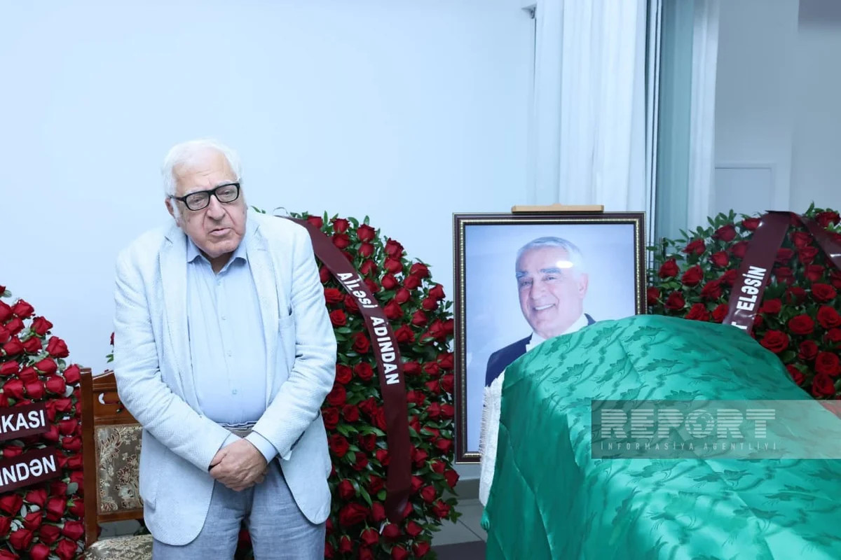 Yazıçı Anar: \"Onunla möhkəm dostluğumuz olub...\"