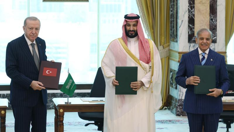 Pakistan XİN başçısı: \"Məkkə sazişi heç bir ölkəyə qarşı deyil, əksinə, regiondakı bütün ölkələrə açıqdır\"