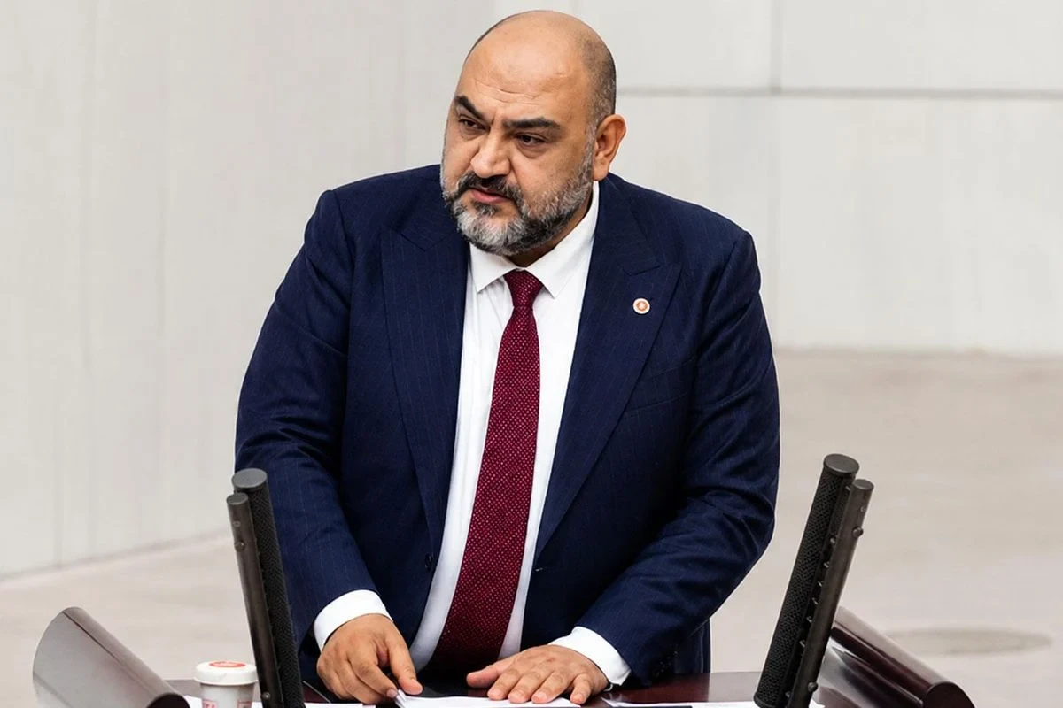 İstefa verən deputat iqtidar  partiyasına üzv olur: \"Bəli, AKP-yə qatılacam\"