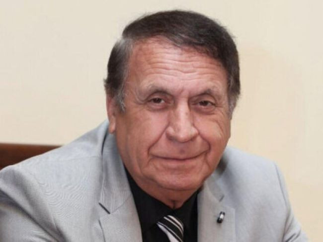 Mübariz Tağıyevdən “Yeni ulduz”un bərpa iddiasına reaksiya:: \"SMS ilə müğənni seçmək bir az çətin məsələdir\" - Onlara ürəyim ağrıyırdı”
