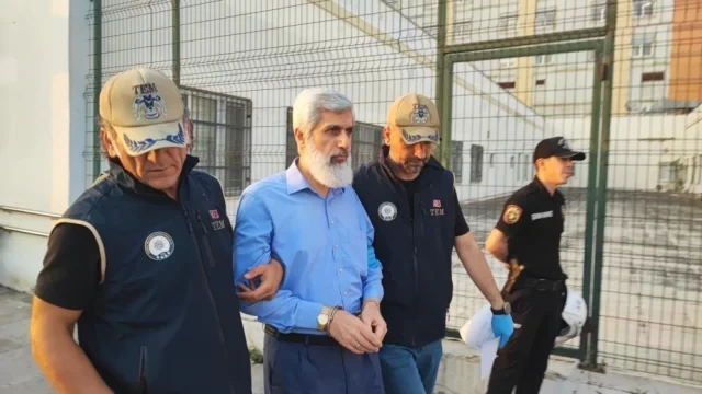 TÜRKİYƏDƏ DAHA BİR TƏRİQƏT LİDERİ QANDALLANDI: arvadiyla birgə... + FOTOLAR